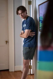 Christopher Briney (Conrad)