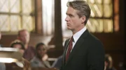 Staatsanwalt Cutter (Linus Roache) hat wegen seinem unzuverlässigen Informanten Probleme, seine Anklagepunkte aufrecht zu erhalten.