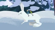 Nachdem sich Chris und Martin geschrumpft haben, machen sie sich mit dem Schneeschuhhasen auf die Suche nach den Borstenkaninchen.