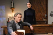Martin (David Paryla, l.); Doris (Simone Ritscher, r.)