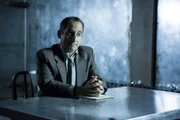 COLONY -- "Good Intentions" Episode 208 -- Pictured: Peter Jacobson as Proxy Alan Snyder -- (Photo by: Isabella Vosmikova/USA Network)