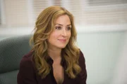 Mauras (Sasha Alexander) steht ihrer besten Freundin, die ihr ungeborenes Kind verloren hat, zur Seite.