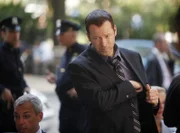 Eine Serie von sexuellen Übergriffen erschüttert New York. Die einzige Spur die Danny Reagan (Donnie Wahlberg) hat, führt ihn ausgerechnet zum stellvertretenden argentinischen Konsul Calso und seiner Familie ...