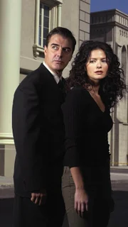 FBI-Agent Drew Haley (Chris Noth) arbeitet in einer Mordserie eng mit Jordan (Jill Hennessy) zusammen. Kein Wunder, dass die beiden sich dabei schnell näher kommen.