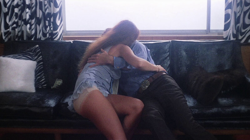 Teuflische Brüste - Deadly Weapons 1 (USA, 1974)