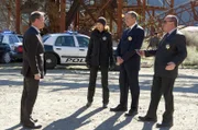 Capt. Brass (Paul Guilfoyle), Conrad Ecklie (Marc Vann) und Catherine (Marg Helgenberger) konfrontieren Detective Lucas Martin (Louis Herthum), den damaligen Ermittler im Mordfall Tolsom, mit ihrem Verdacht.