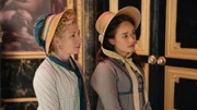 L-R: Mary Parker (Kate Ashfield, l.) und Charlotte Heywood (Rose Williams, r.)