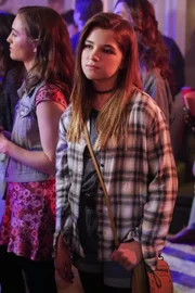 Missy Cooper (Raegan Revord)