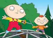 L-R: Stewie Griffin (Seth MacFarlane) und Betram (Wallace Shawn)