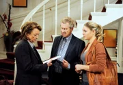 ARD ROTE ROSEN FOLGE 1441, Britta (Jelena Mitschke, r.) beschließt, sich zukünftig aus den Eheproblemen ihrer Eltern Hartmut (Michael Schwarzmaier, M.) und Hannelore (Barbara Focke, l.) herauszuhalten.