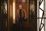 John Lowe (Wes Bentley)