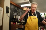 Frank Sheldon (Christopher Walken)