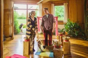 Tine (Laura Tonke), Fritz' (Guido Hammesfahr) ehemalige Freundin, lässt Fritz Entspannungsmethoden in ihrem Klangschalen-Studio ausprobieren. Beide wissen nicht, dass Fritz mit einem Trick von seinem Bauwagen weggelockt wurde.