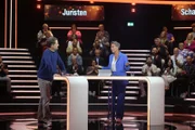 Alexander von Alten-Bockum und Sonja Zietlow  +++ Die Verwendung des sendungsbezogenen Materials ist nur mit dem Hinweis und Verlinkung auf RTL+ gestattet.