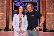 Als Kandidat:innen zu Gast bei "Wer weiß denn sowas?": Die Schauspielerin Natalia Wörner (l.) und der Schauspieler Henning Baum (r.).
