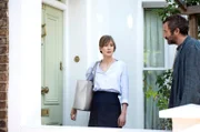 Tom (Chris O'Dowd) und Louise (Rosamund Pike) machen nur winzige Fortschritte bei der Beziehungsarbeit.