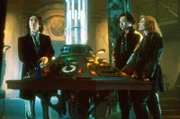 ONE DOCTOR WHO ‚Äì DER FILM, "(Doctor Who ‚Äì The Movie)", am Dienstag um 20:15 Uhr. v.l.n.r.: Der Doktor (Paul McGann), Chang Lee (Yee Jee Tso) und Dr Grace Holloway (Daphne Ashbrook)