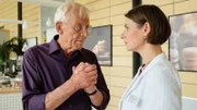Otto Stein (Rolf Becker) vermutet, dass Maria Weber (Annett Renneberg) nur ausziehen will, um für ihn im Haus Platz zu schaffen. Er bittet Maria, zu bleiben. Ihre Gesellschaft tut sowohl ihm als auch Martin gut. Doch ob er Maria überzeugen kann?