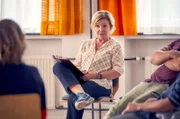 Bewährungshelferin Klara Sonntag (Mariele Millowitsch) hat genug von den Lebenslügen ihrer Schützlinge.