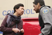 L-R: Roman Park (Ken Jeong), Amit Patel (Ravi Patel)