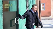 Hank Voight (Jason Beghe)