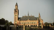 George und Sven verliebten sich auf den ersten Blick und bauten sich ein gemeinsames Leben in Dallas auf. Mit dem bevorstehenden Ruhestand wünscht sich Sven, zu seinen Wurzeln in die Niederlande zurückzukehren.