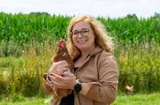 Gastgeberin Petra Spinne-Balster engagiert sich leidenschaftlich für Bauernhofpädagogik. Die 39-jährige bringt Kindergartengruppen und Schülern die Landwirtschaft nahe.