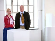 EinsPlus NIE WIEDER KEINE AHNUNG - ARCHITEKTUR, FOLGE 3, "Die drei wichtigsten Menschen im System "Architektur"", am Donnerstag um 20:15 Uhr. Enie van de Meiklokjes und Professor Raimund Wünsche.