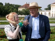 Enie van de Meiklokjes und Professor Raimund Wünsche.
