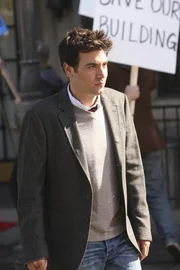 Der Architekt der Vernichtung: Ted (Josh Radnor) ...