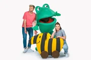Ein starkes Team: Das Moderationsduo Laura Knöll und Johannes Zenglein präsentiert den Tigerenten Club – der Club mit Action, Spaß, vielen Spielen und auch in dieser Woche mit einem neuen Thema.