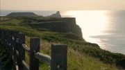 Worms Head, der „Drachenkopf“ an der Rhossili Bay auf der Halbinsel Gower. Eines der Highlights dieser an landschaftlichen Schönheiten reichen Küste.