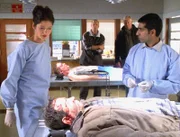 Der Kidnapper (Darstellername nicht zu ermitteln) ist tot. Wie erfahren jetzt Jordan (Jill Hennessy) und Bug (Ravi Kapoor) den Aufenthaltsort des entführten Mädchens? Die Verwendung des sendungsbezogenen Materials ist nur mit dem Hinweis und Verlinkung auf TVNOW gestattet.