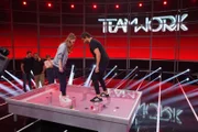(v.l.n.r.) Sophia, Tom Beck Titel: Teamwork - Spiel mit deinem Star; Staffel: 3; Folge: 2; Ausstrahlungszeitraum von: 2018-08-16; Ausstrahlungszeitraum bis: 2018-08-16; Person: Sophia; Tom Beck;
