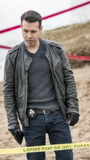 Antonio Dawson (Jon Seda)