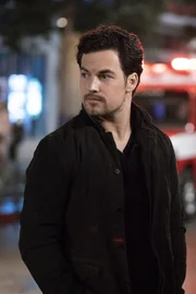Dr. Andrew DeLuca (Giacomo Gianniotti)
