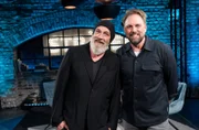 Zu Gast bei Torsten Sträter (l.): Steven Gätjen (r.)