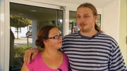 Steffi und Martin haben ihr Traumhaus gefunden und setzen nun alles daran, es möglichst schnell und kostengünstig bewohnbar zu machen.