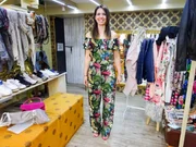Wird Ana sich für dieses Outfit entscheiden?