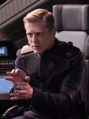 Anthony Rapp als Lieutenant Paul Stamets
