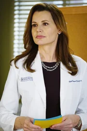 Die große Operation von Dr. Hermans (Geena Davis) Gehirntumor steht an ...