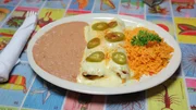 Tex-Mex ist eine kulinarische Verbindung der texanischen und nordmexikanischen Küche. Tex-Mex ist eine kulinarische Verbindung der texanischen und nordmexikanischen Küche.