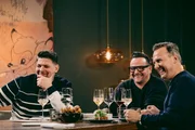 Tim Mälzer, Hans Neuner und Tim Raue (v.l.).