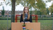Floor ist kurz davor ihr Sieger-Gedicht vorzutragen.