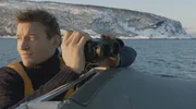 Der Biologe Andreas Heide studiert von seinem Segelboot aus das Jagdverhalten der Orcas. Der Biologe Andreas Heide studiert von seinem Segelboot aus das Jagdverhalten der Orcas.
