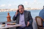 Rechtsanwalt Eduardo Silva (Jürgen Tarrach) ist in großer Sorge.