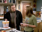 Carrie (Leah Remini) und Doug (Kevin James) haben mal wieder Streit. Ihre Freunde Kelly und Deacon haben sich getrennt und jetzt stehen beide auf verschiedenen Seiten...