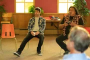 Sam Loudermilk (Ron Livingston, l.); Cloud (Sam Bob, r.)