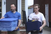 Danny Reagan (Donnie Wahlberg, l.); Jack Reagan (Tony Terraciano, r.)