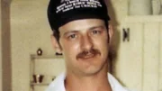 Jeffrey Watson Sr. wird aus einem Wagen erschossen. Hinter dem Mord steckt seine Ex-Frau Georgia, die es wohl auf seine Lebensversicherung von 100.000 US-Dollar abgesehen hat.